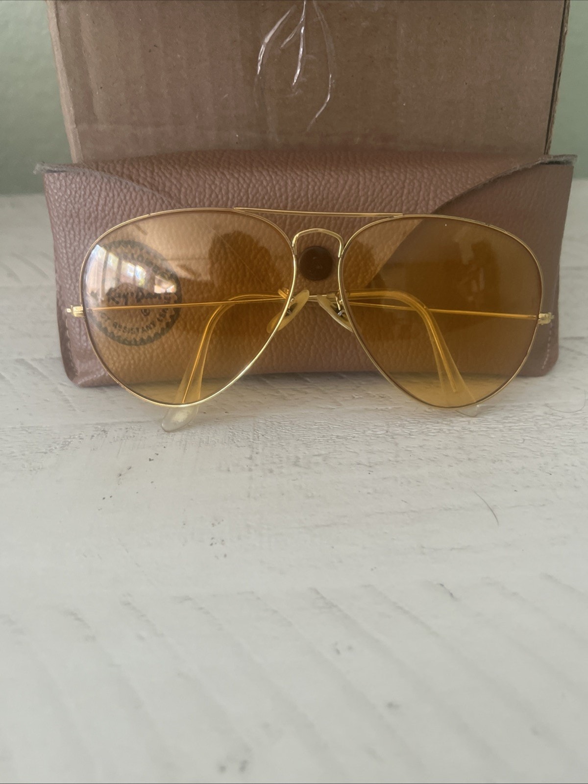 62-14mm Vintage B&L Ray-Ban Gep All-Weather Ambermatic Large Aviator Sunglasses